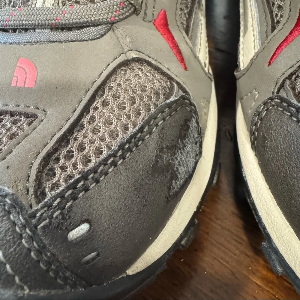 The North Face Womens Hedgehog III GTX Leather Hiking Trail Sport Shoes Sz 7.5